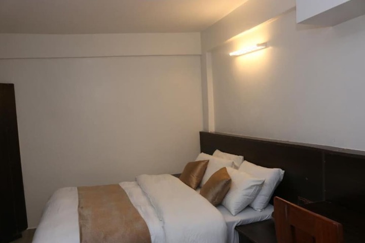 Room 17 of 57