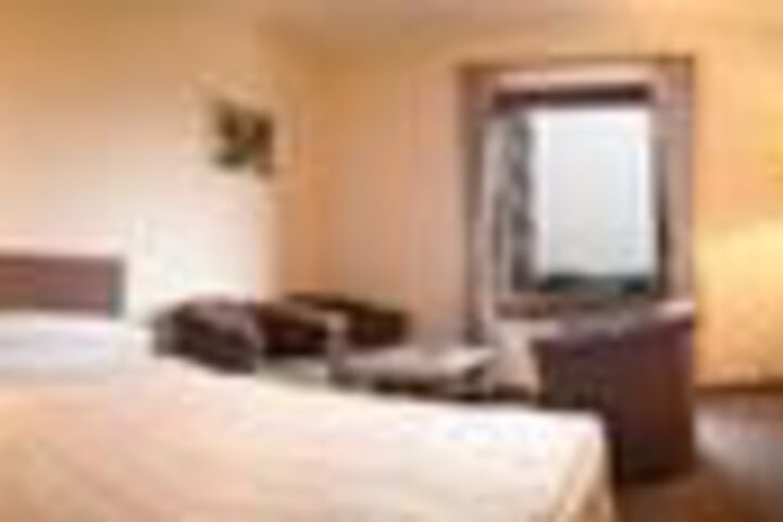 Room 16 of 54