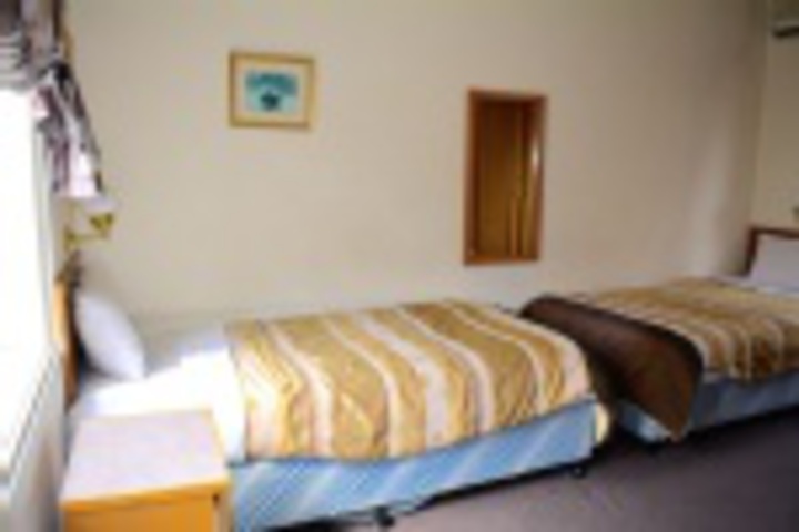 Room 473 of 768