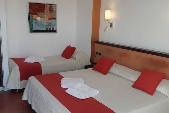 Room 15 of 35