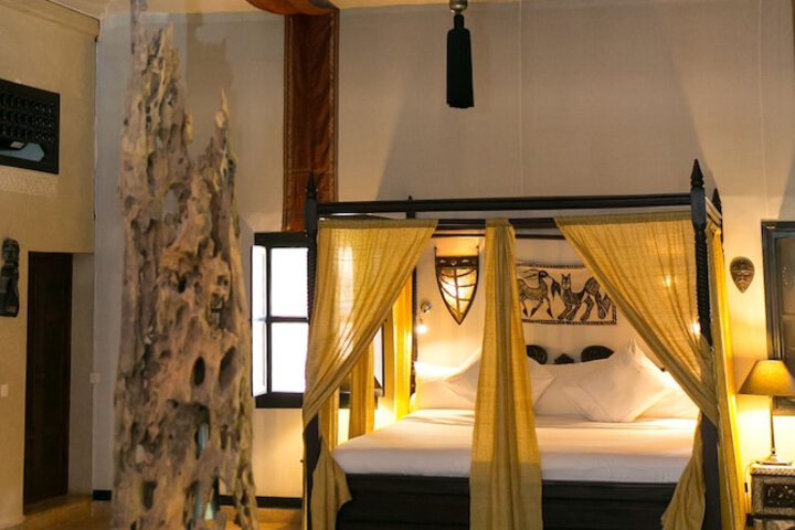 Room 20 of 192
