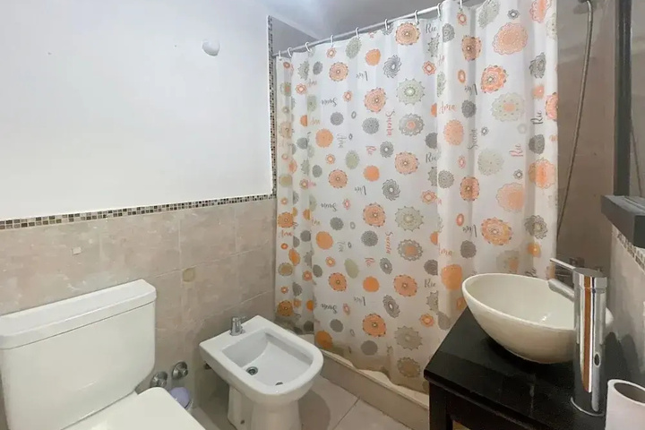 Room 7 of 11
