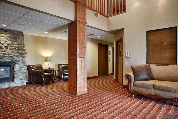 Hotel Interior 3 of 38