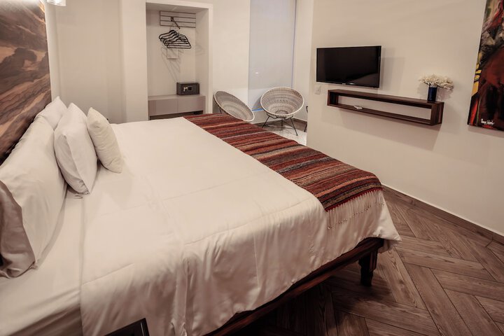 Room 45 of 73