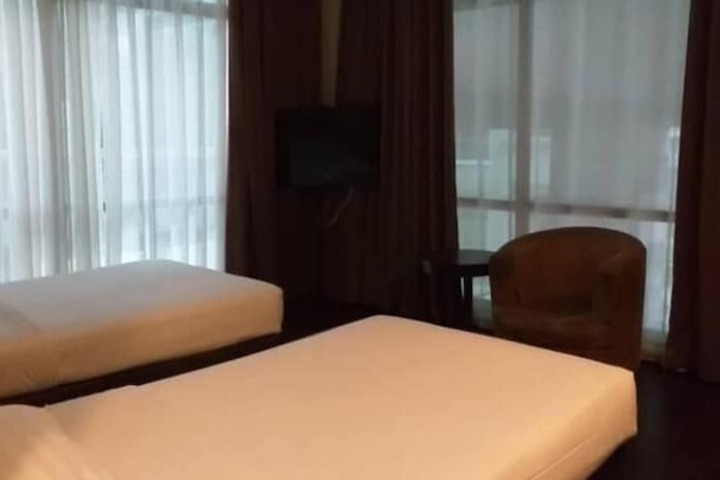 Room 19 of 60