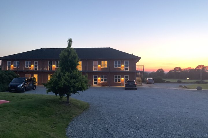 Exterior of Hotel Korning B & B
