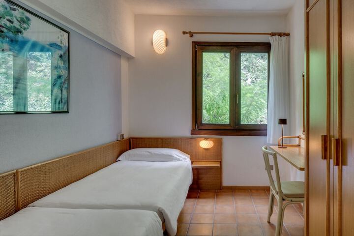 Room 20 of 83