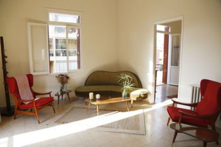 Room 25 of 28