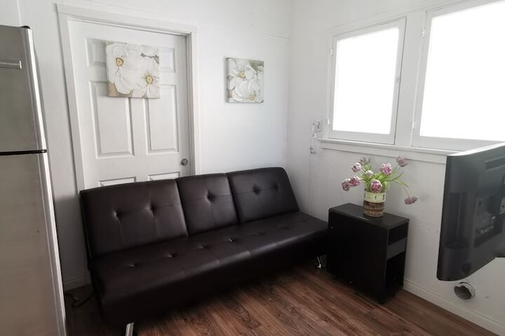 Room 18 of 38