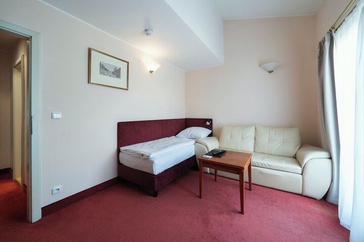 Room 72 of 113