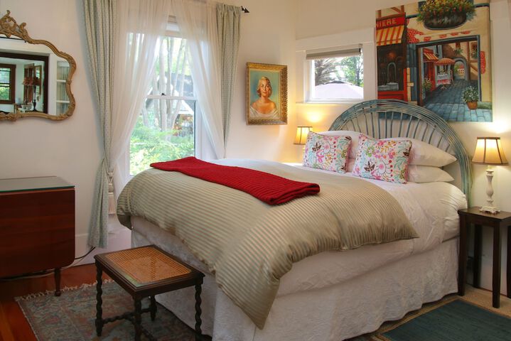Room 3 of 21