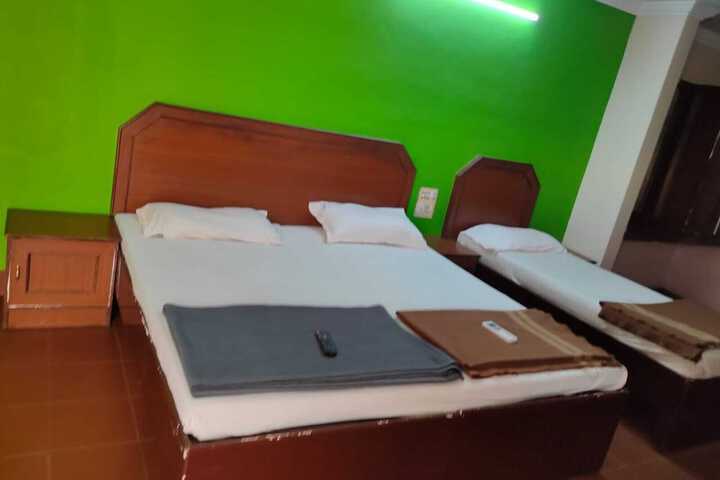 Room 5 of 25