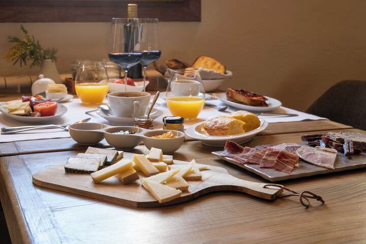 Breakfast/Coffee Service 97 of 117