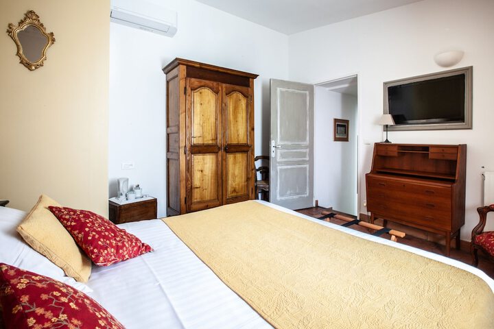 Room 20 of 124
