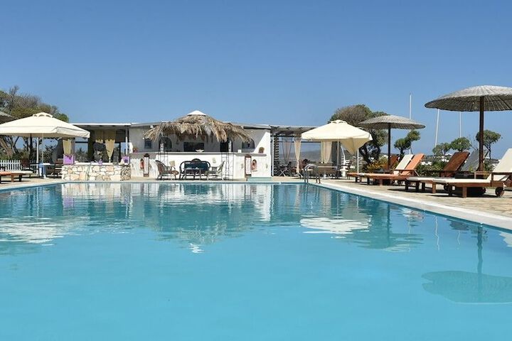 Pool 18 of 37