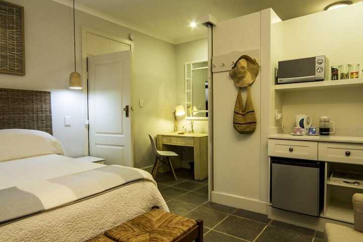 Room 6 of 36