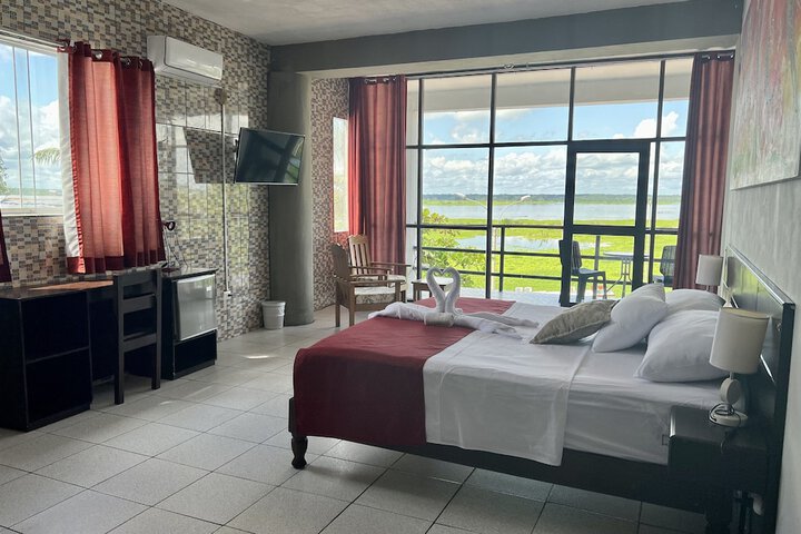 Room 25 of 65