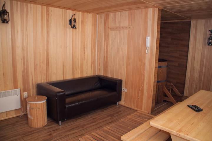 Room 40 of 49