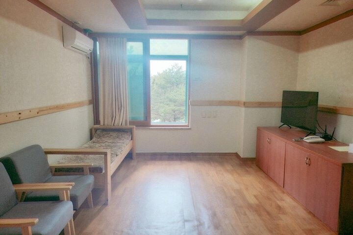 Room 18 of 45