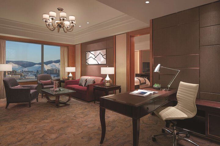 Room 13 of 46