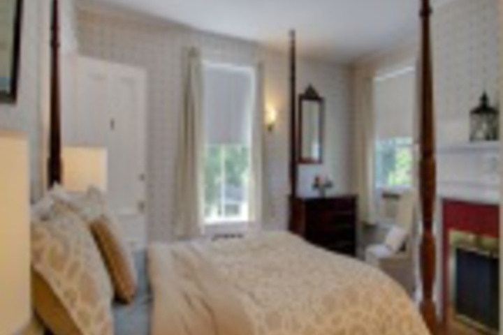 Room 61 of 408