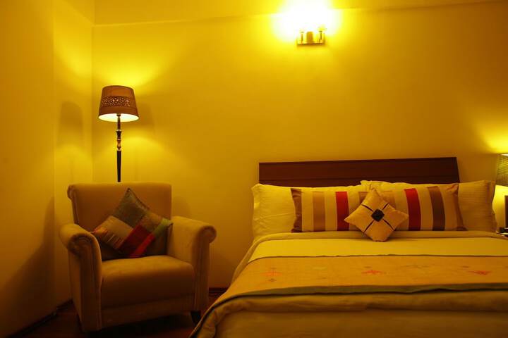 Room 4 of 41