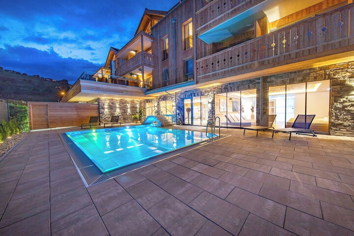  PENTHOUSES