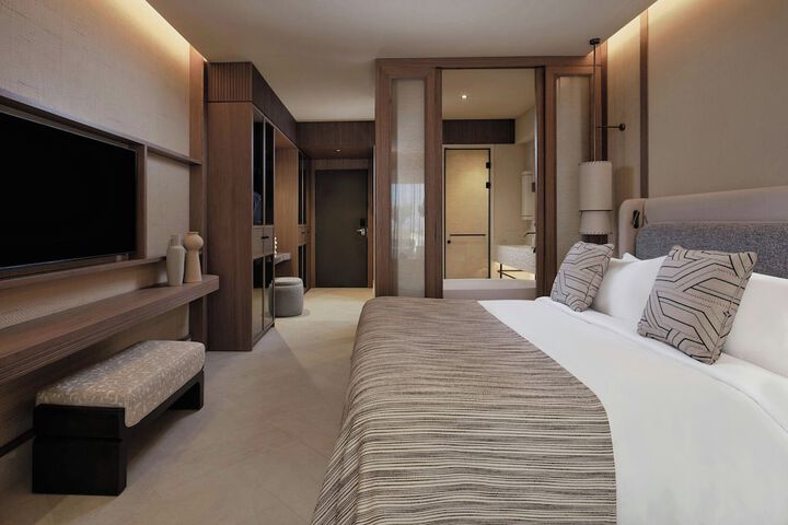 Room 30 of 74