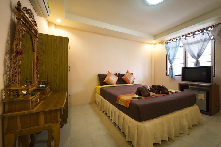 Room 19 of 51