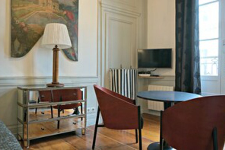 Room 10 of 15