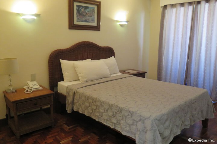 Room 6 of 45