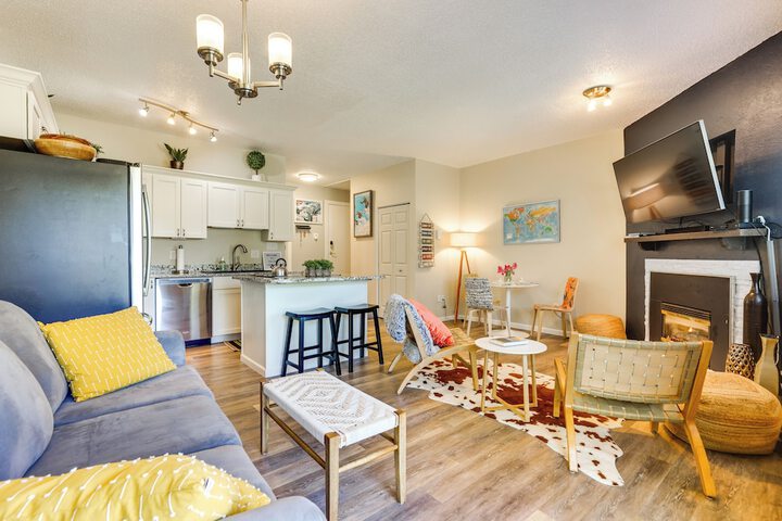 Ski Getaway! Mtn-view Condo Near Keystone Resort