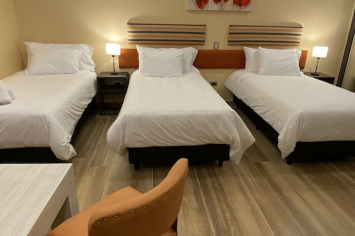 Room 8 of 44