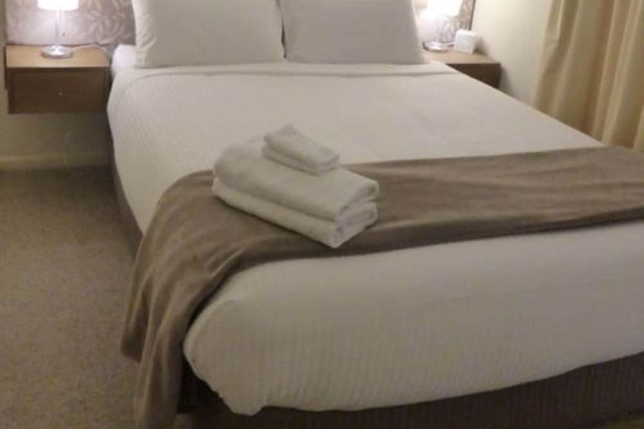 Room 10 of 92