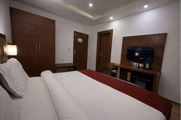 Room 22 of 71