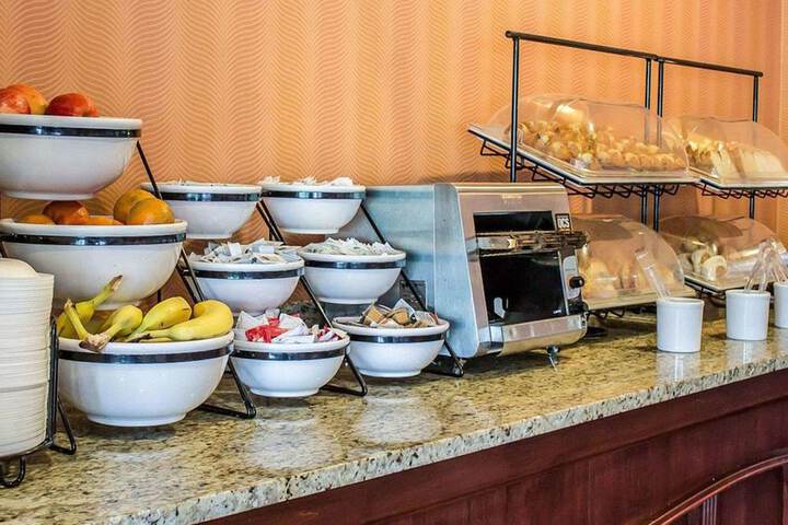 Breakfast buffet