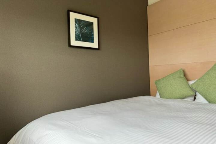 Room 13 of 71