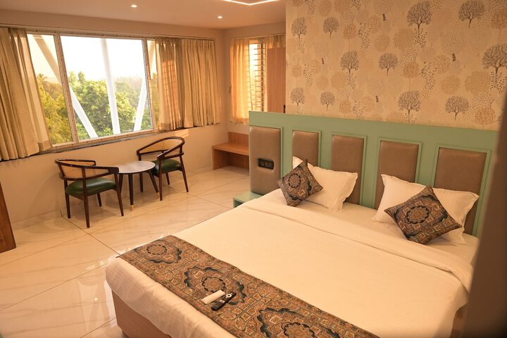 Room 13 of 62