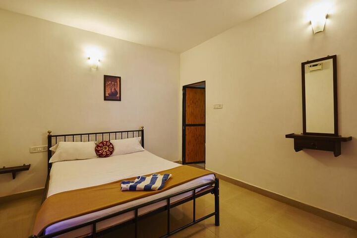 Room 27 of 31