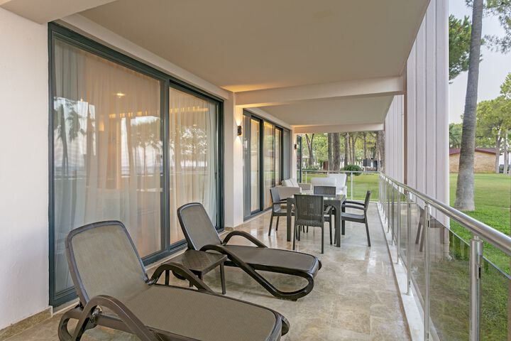 Terrace/Patio 41 of 189