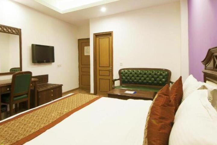 Photo 11