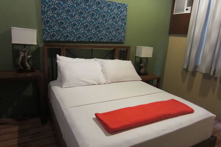 Room 6 of 29