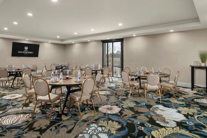 Meeting facility