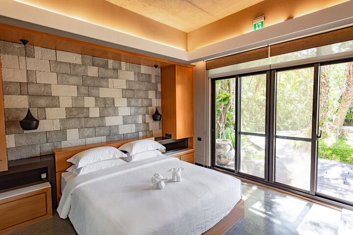 Room 22 of 62