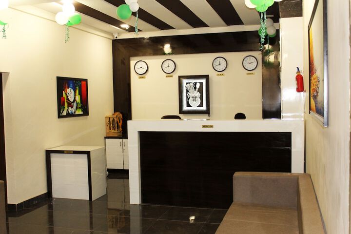 Hotel Interior 6 of 32