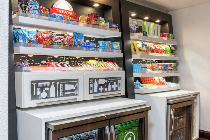 Snack bar