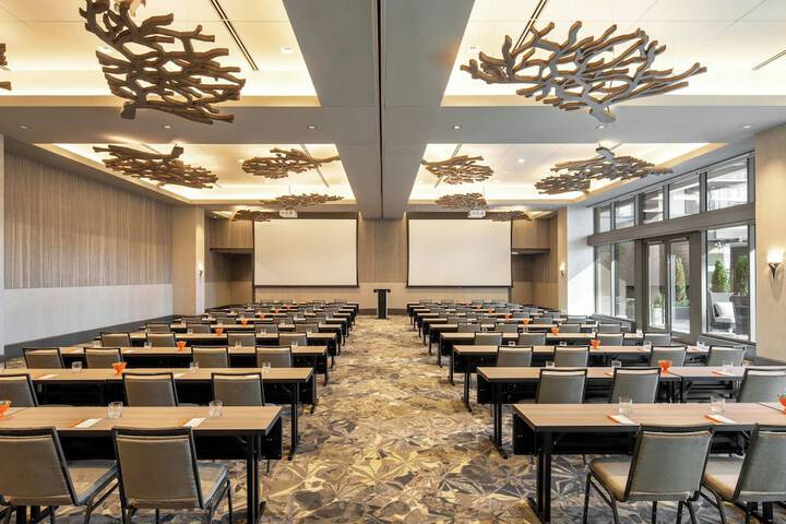 Meeting facility