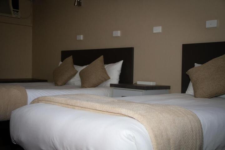 Suite Room
