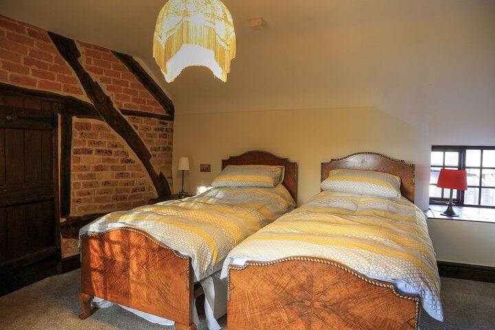 Room 16 of 63