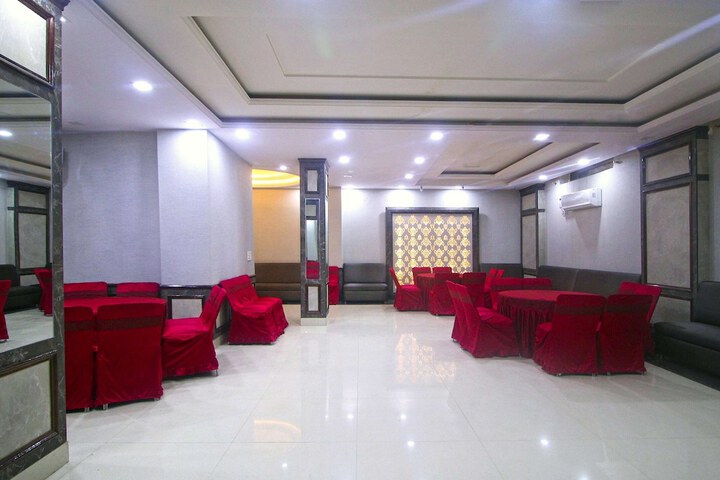 Hotel Interior 4 of 16
